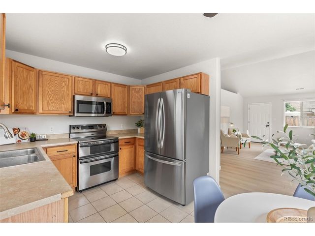 879 S Newton St, Denver, CO 80219