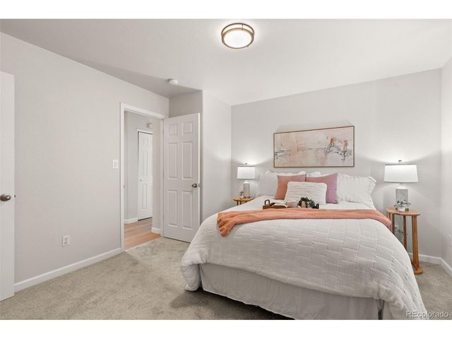 879 S Newton St, Denver, CO 80219