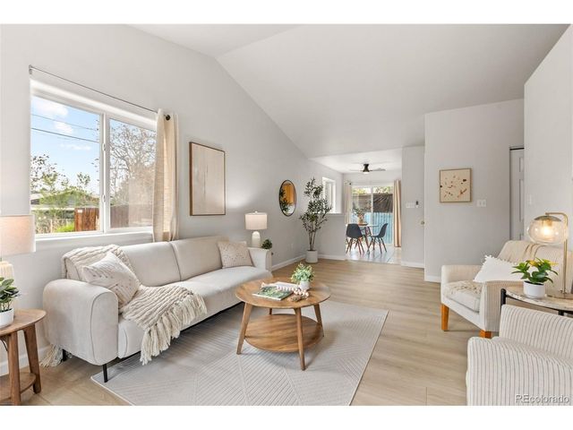 879 S Newton St, Denver, CO 80219