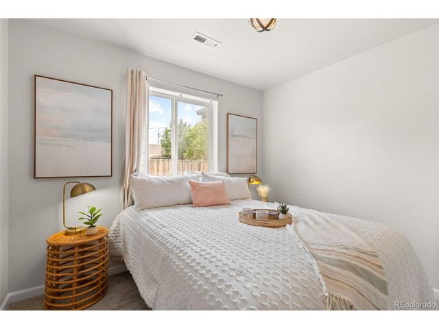 879 S Newton St, Denver, CO 80219