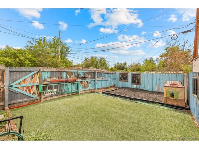 879 S Newton St, Denver, CO 80219
