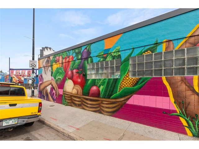 879 S Newton St, Denver, CO 80219
