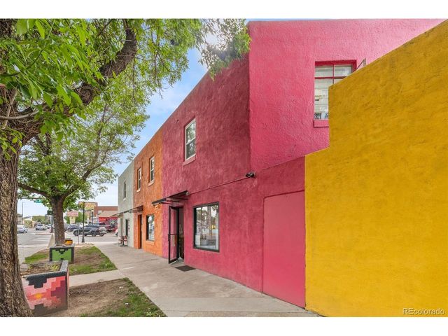 879 S Newton St, Denver, CO 80219