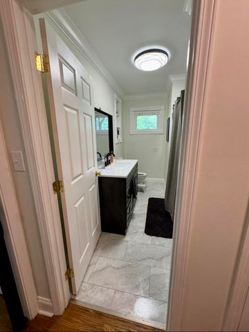 429 Whitehall CIR, Paris, TN 38242
