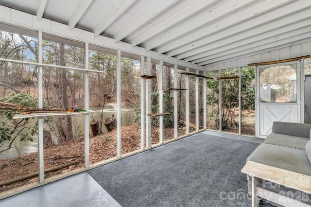 18 Leisure Mountain Road, Asheville, NC 28804