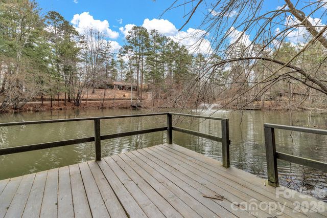 18 Leisure Mountain Road, Asheville, NC 28804
