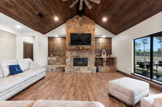 245 Blackbuck Drive, Moscow, TX 75960