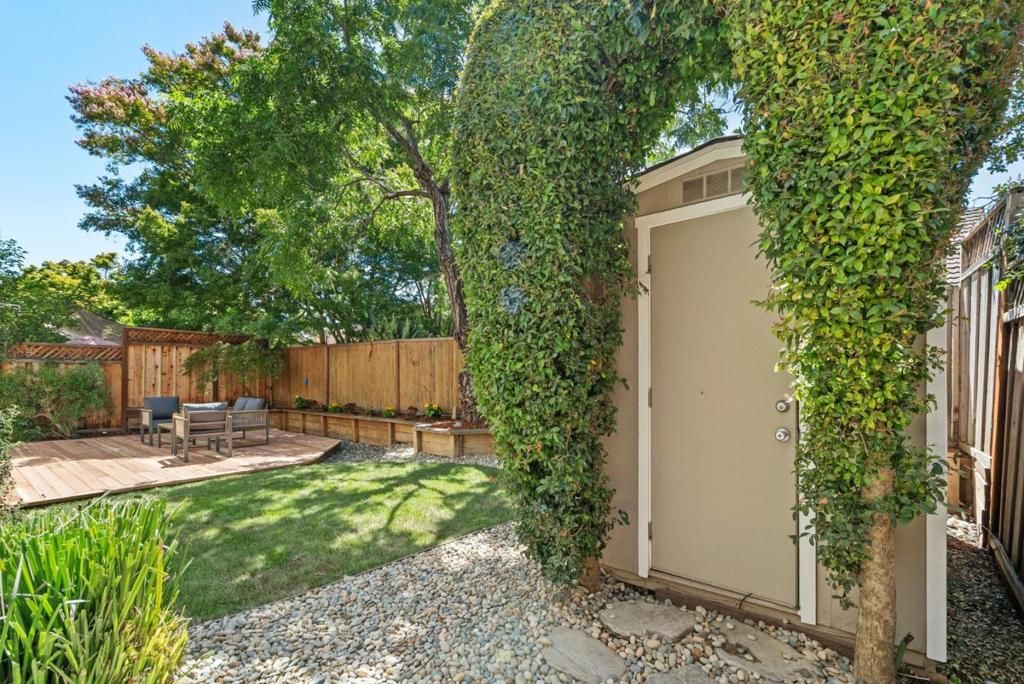 Image 32 of property listing at 1568 Corte De Pearson, San Jose, CA 95124