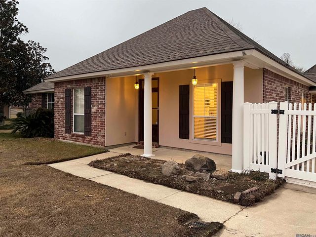 18116 Lake Indigo Dr, Baton Rouge, LA 70817