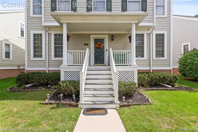 43145 Emerson Way, Novi, MI 48377