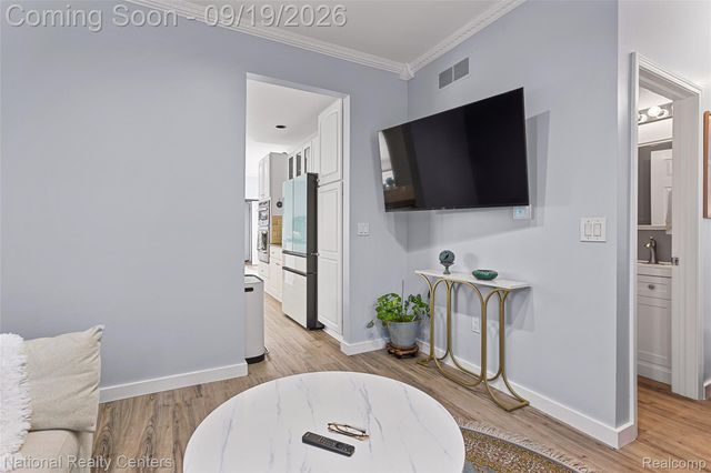 43145 Emerson Way, Novi, MI 48377