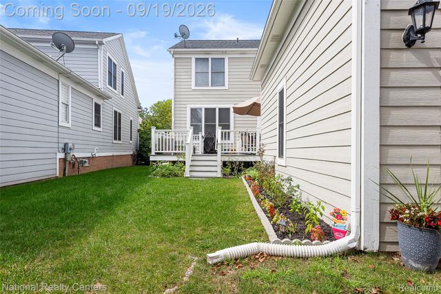 43145 Emerson Way, Novi, MI 48377