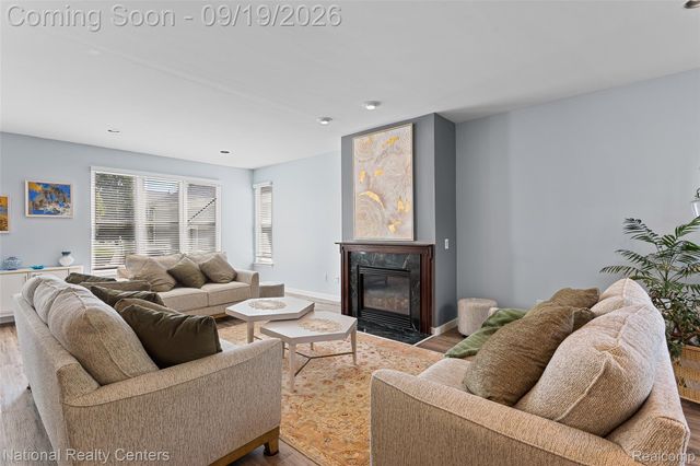 43145 Emerson Way, Novi, MI 48377