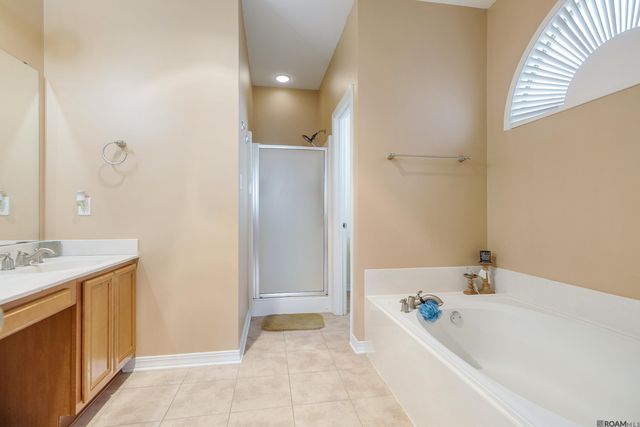 20006 Bur Oak Dr, Zachary, LA 70791