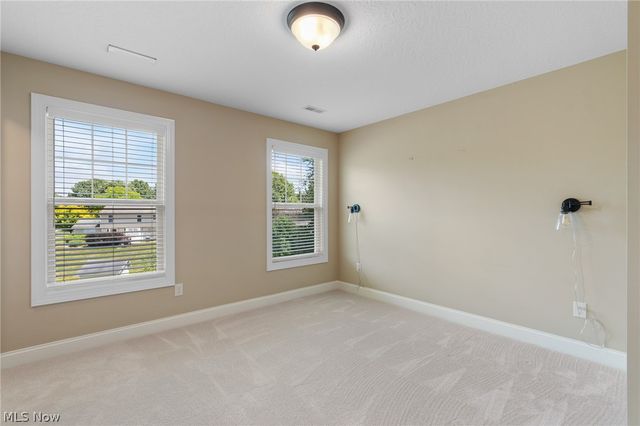 3901 Creekside Drive, Uniontown, OH 44685