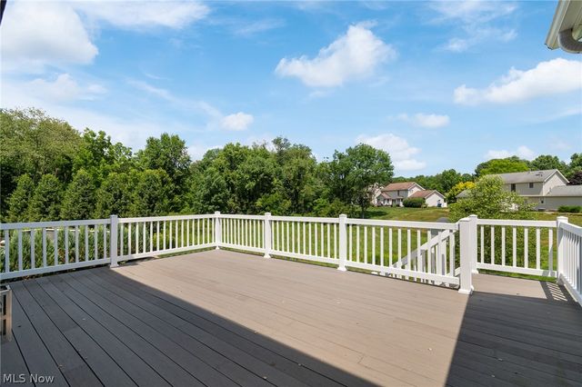 3901 Creekside Drive, Uniontown, OH 44685