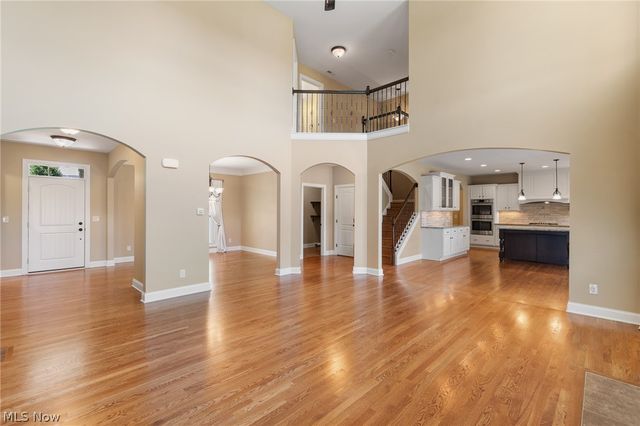 3901 Creekside Drive, Uniontown, OH 44685