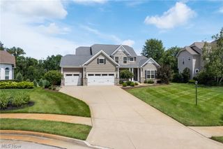 3901 Creekside Drive, Uniontown, OH 44685