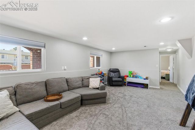 6933 Metropolitan Street, Colorado Springs, CO 80911