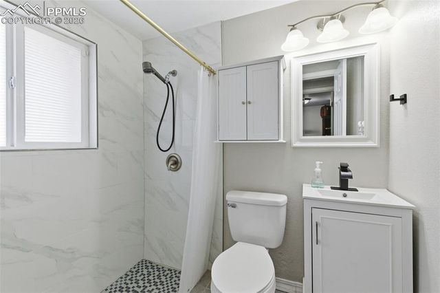 6933 Metropolitan Street, Colorado Springs, CO 80911