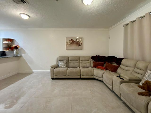 1431 NW 36TH Way, Lauderhill, FL 33311