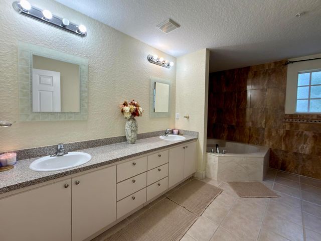 1431 NW 36TH Way, Lauderhill, FL 33311