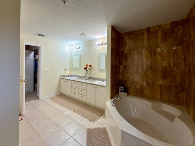 1431 NW 36TH Way, Lauderhill, FL 33311
