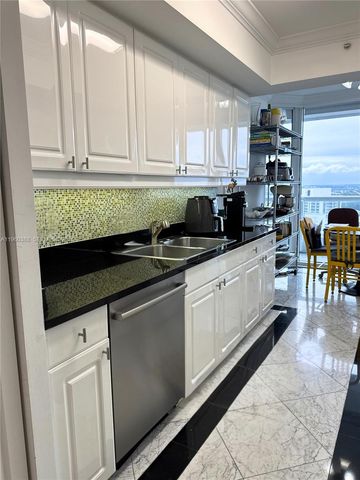 21055 Yacht Club Dr 2607, Aventura, FL 33180