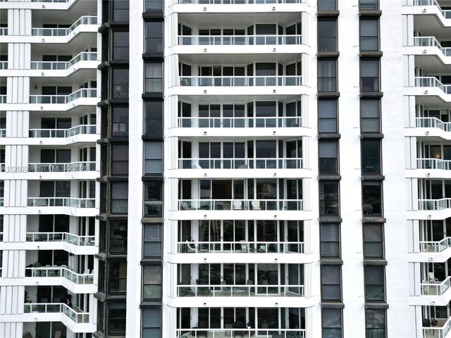 21055 Yacht Club Dr 2607, Aventura, FL 33180