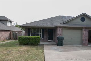 2107 Cornerstone Avenue A, Claremore, OK 74017