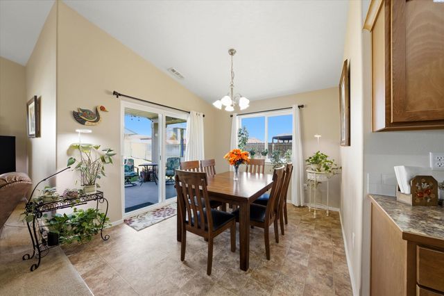 4919 Antioch Dr, Pasco, WA 99301