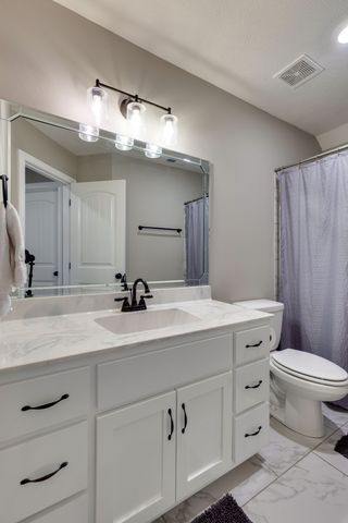 225 Penelope Ln, Clarksville, TN 37043