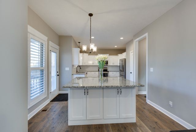 225 Penelope Ln, Clarksville, TN 37043