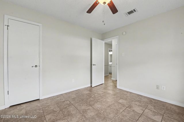 15513 Lyda Steen Drive, Biloxi, MS 39532