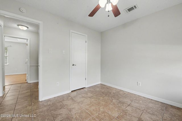 15513 Lyda Steen Drive, Biloxi, MS 39532