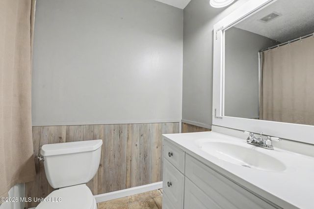 15513 Lyda Steen Drive, Biloxi, MS 39532