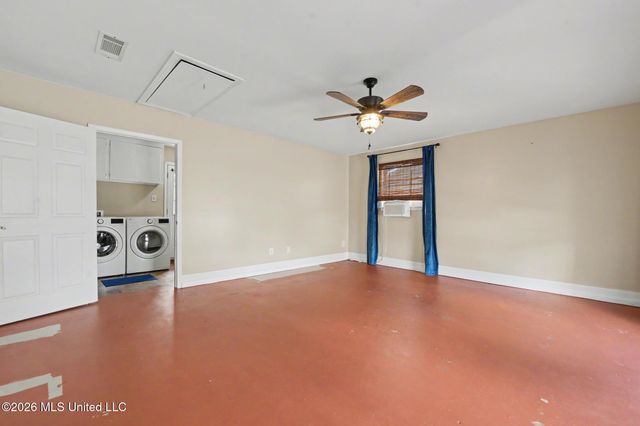 15513 Lyda Steen Drive, Biloxi, MS 39532