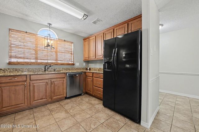 15513 Lyda Steen Drive, Biloxi, MS 39532