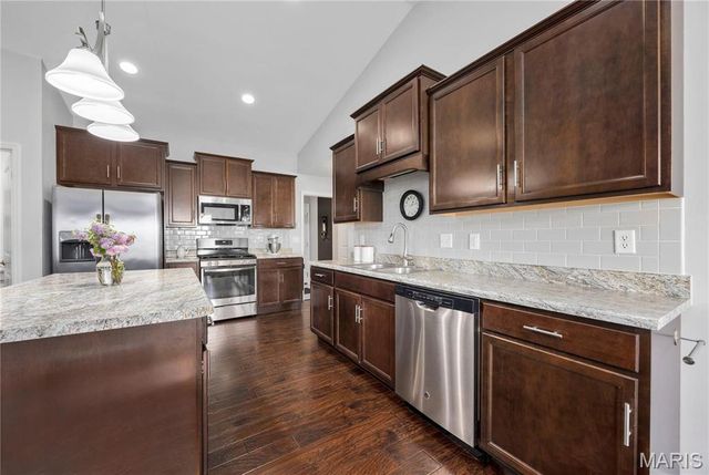 3509 Charlestowne Crossing Drive, St Charles, MO 63301