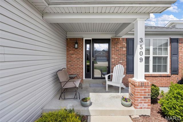 3509 Charlestowne Crossing Drive, St Charles, MO 63301
