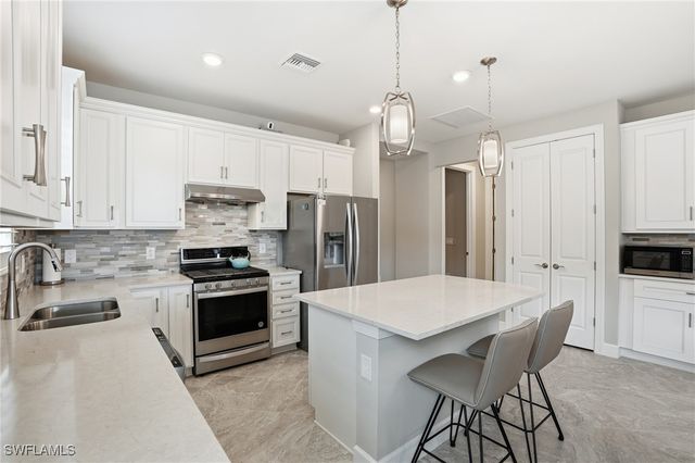 12361 Canal Grande DR, Fort Myers, FL 33913