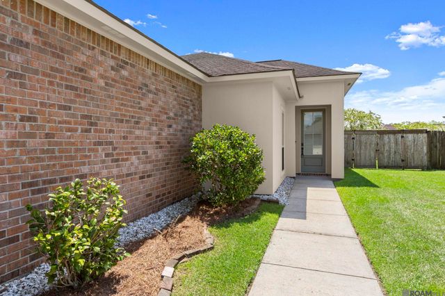1275 Madrid Ave, St Gabriel, LA 70776