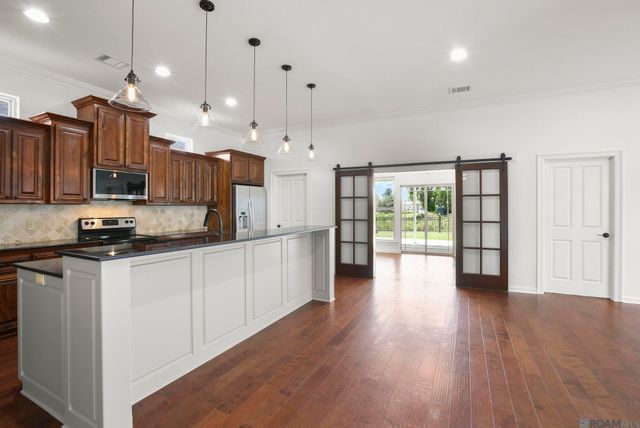 1275 Madrid Ave, St Gabriel, LA 70776