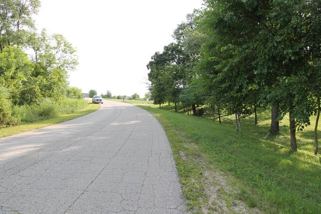 6834 HORSESHOE TRAIL, Burlington, WI 53105