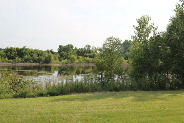 6834 HORSESHOE TRAIL, Burlington, WI 53105