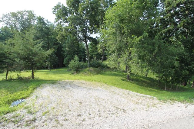 6834 HORSESHOE TRAIL, Burlington, WI 53105