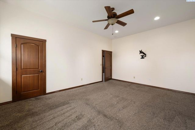 3900 W 46th, Kennewick, WA 99337