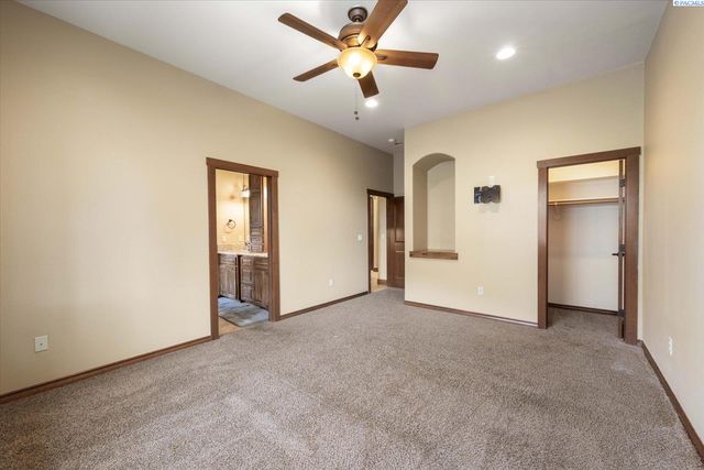 3900 W 46th, Kennewick, WA 99337