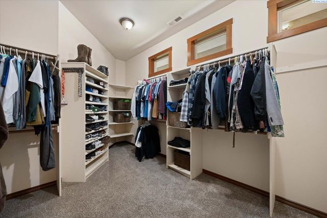 3900 W 46th, Kennewick, WA 99337