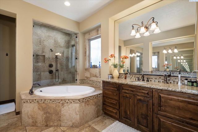 3900 W 46th, Kennewick, WA 99337